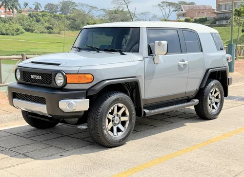 Toyota Fj Cruiser 2022 Blindada 25000km