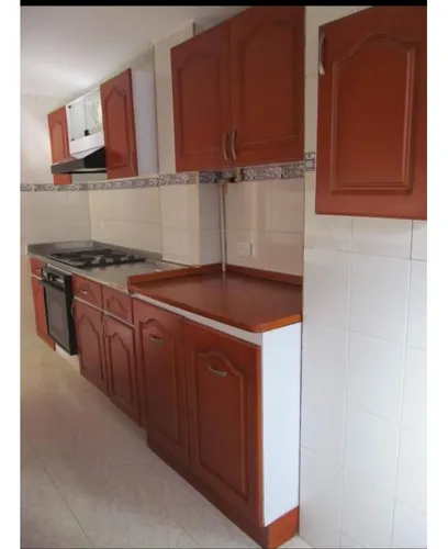 Rhbr-12333 (apto) Piso 3 (laureles)