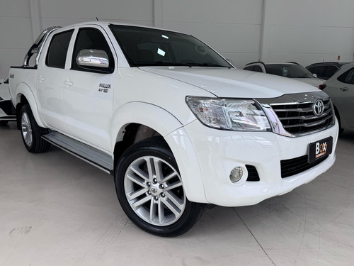 Toyota Hilux 2.7 Srv Cab. Dupla 4x4 Flex Aut. 4p