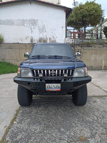 Imagen 2 de 8 de Toyota Meru