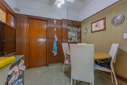 Departamento 4 Ambientes Venta Caballito Cochera