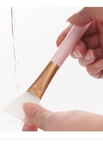 Imagem 6 de 8 de Máscara Preta + Pincel De Silicone Para Aplicação Kit