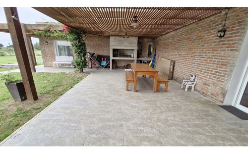 Vende Chacra 3 Héctareas Con Excelente Casa - Atlantida
