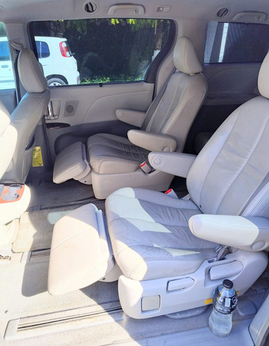 Toyota Sienna Xle Piel At