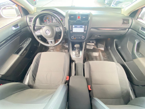 Volkswagen Vento 2.5 Luxury 170cv