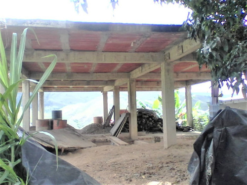 Imagen 2 de 7 de Terreno Con Estructura