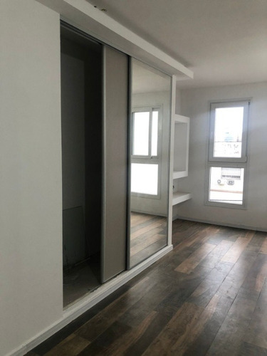 Imagen 2 de 13 de Departamento En Venta En Lanus Oeste