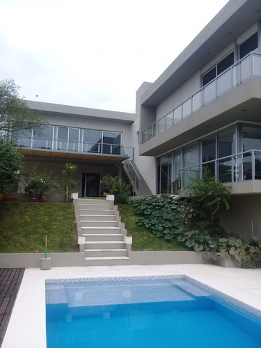 Casa En Alquiler Ubicado En Centro (villa Carlos Paz), Punilla, Córdoba
