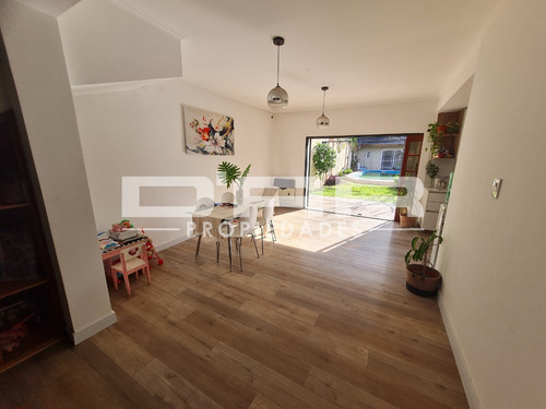 Impecable Casa 5 Amb Parque + Pileta Climat + Quincho Lote 8.66x34 En La Mejor Ubicación! - Emilio Castro 300