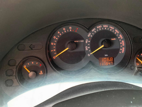 Imagem 10 de 14 de Chevrolet Corsa Classic 2009 1.0 Life Flex Power 4p 70 Hp