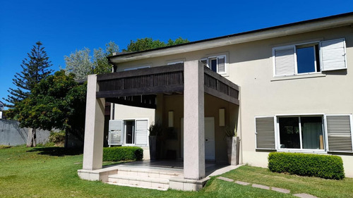 Imagen 10 de 30 de Casa En Venta 13 Ambientes Martinez