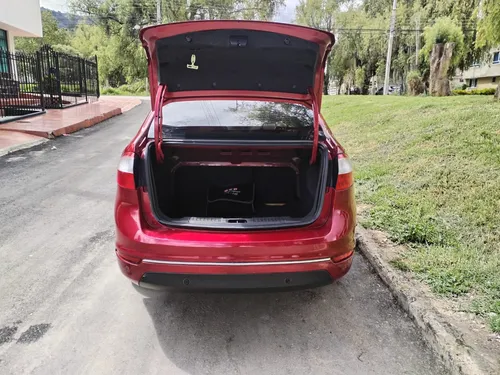 Ford Fiesta 1.6 Titanium Mt