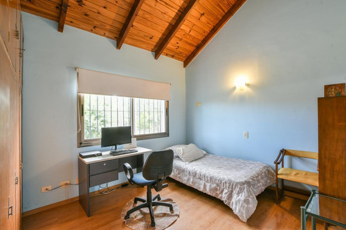 Imagen 28 de 30 de Casa De 4 Dormitorios En Venta Con Pileta En Fisherton Rosario
