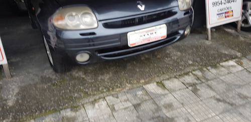 Clio Sedan 03 1.0 16v Privilège 4p Completo