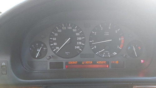 BMW Serie 5 5.0 540i Premium At