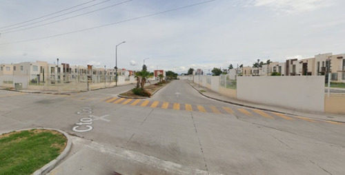 Circuito Colina De Las Flores 100, Col. Piedad, El Márquez, Querétaro. Rr*