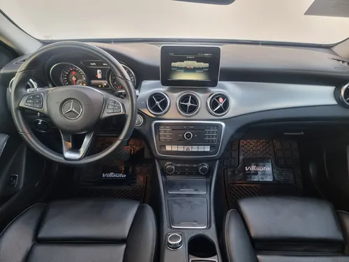 Mercedes-Benz Clase GLA 1.6 200 Cgi Sport At