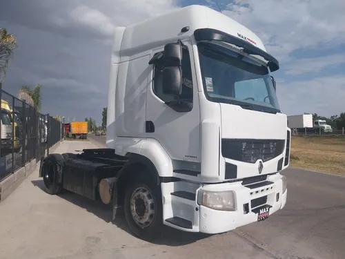 Renault Premium 440