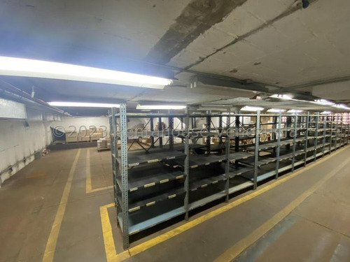 Imagen 8 de 13 de Edificio Industrial/galpón Comercial En Venta Boleita Norte
