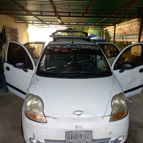 Imagen 8 de 15 de Chevrolet Spark Sedan