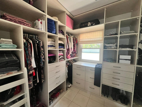 Casa En Venta En Bermudas, Pilar, G.b.a. Zona Norte