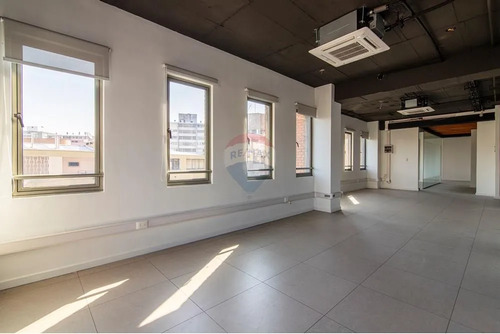 Of. Planta Libre 104,64 Mts2 Metro P. De Valdivia