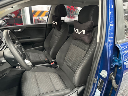 Kia Rio 1.6 L Sedan Mt
