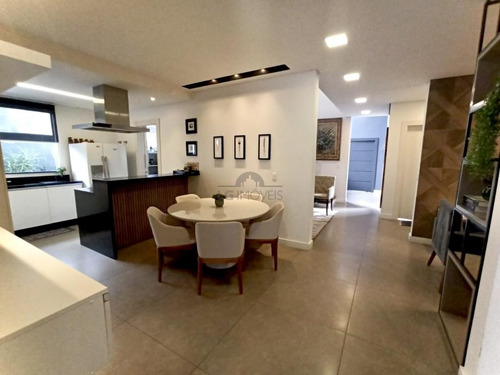 Imagem 9 de 27 de Casa No Glória Com 4 Quartos Para Venda, 325 M² - Lg3883