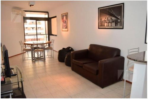 Departamento En Venta De 1 Dormitorio Con  Balcón, Nueva Córdoba