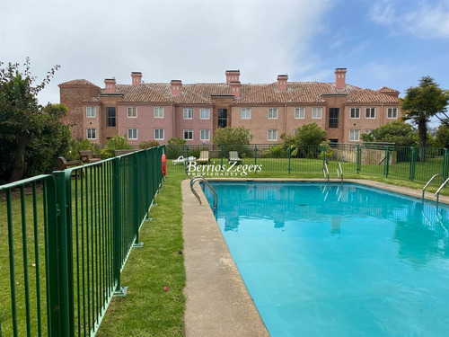 Departamento En Venta De 2 Dorm. En Concón