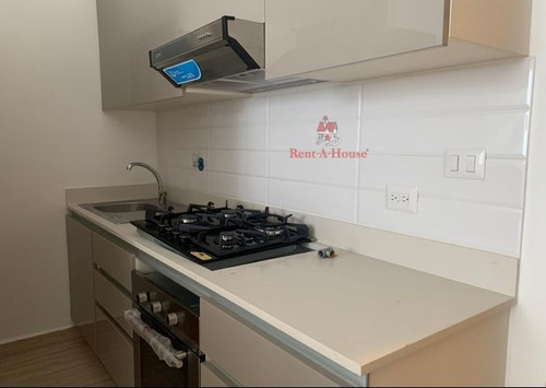 Imagen 8 de 14 de Se Alquila Apartamento En San Francisco.