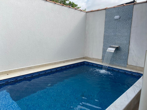 Imagem 1 de 14 de Casa Em Mongaguá, Com Piscina 50mts Do Mar ! Ref.: 8542 E