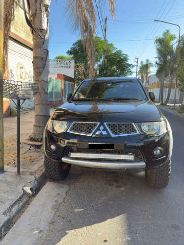 Mitsubishi L200 2.5 Cd 4wd High-power Di-d At5 Cuero