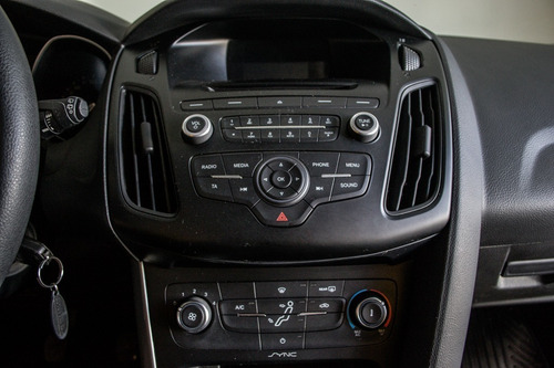 Imagen 7 de 17 de Ford Focus S