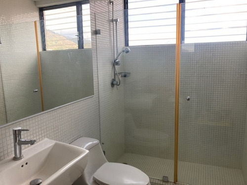 Imagen 19 de 25 de Se Vende Apto 255m2 5h+s/4b+s/3p Country