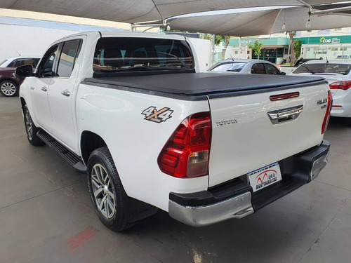 Toyota Hilux 2.8 Srx 4x4 Cd 16v Diesel 4p Automático