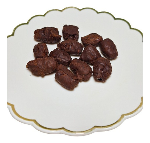 Dátil Cubierto De Chocolate Amargo Relleno De Almendra