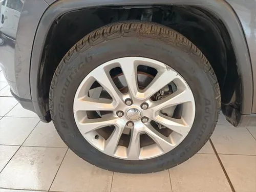 Jeep Grand Cherokee 5.7 V8 Limited Lujo 4x2 At