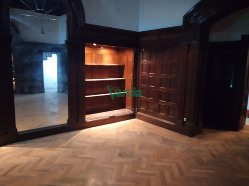 Imagen 17 de 24 de Venta Local Ciudad Vieja 3 Baños - Montevideo Ciudad Vieja