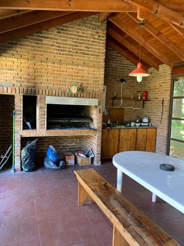 Importante Casa En Corazón De Villa Elisa!!!