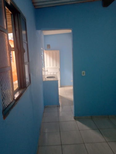 Casa Com 2 Comodos R$ 800,00 ( Incluso Água E Luz )