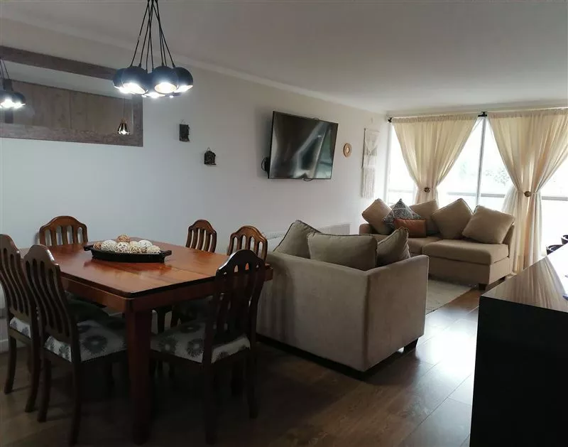 Departamento En Venta De 4 Dorm. En Peñalolén El Embalse