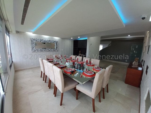 Ana Torres. Apartamento En Venta 24-283 En Lomas Del Mirador