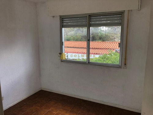 Apartamento En La Mansa - Consulte !!!!!!- Ref: 2821