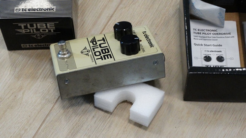 Tube Pilot Overdrive Tc Eletronic - Pedal con tubo de 12 ejes y 7