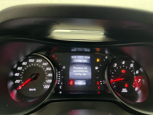 Fiat Cronos 1.0 Drive Flex 4p