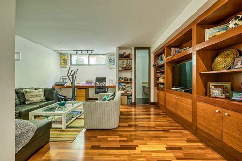 Fantástico Departamento Triplex Con Jardín