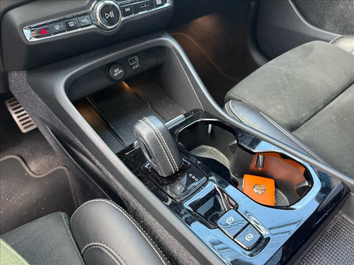 Volvo XC40 1.5 t5 Hybrid R-design Fwd Geartronic