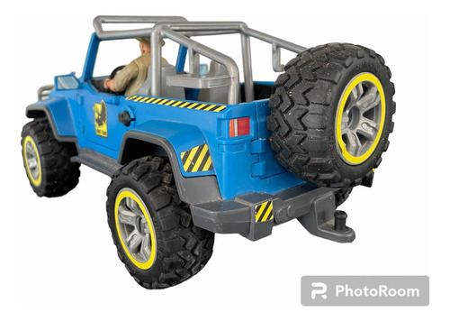 Schleich Jeep Dinosaurs