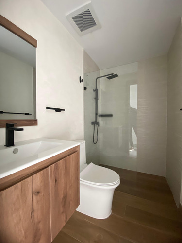Alquiler De 2 Habitaciones | Naco | Piscina, Gym